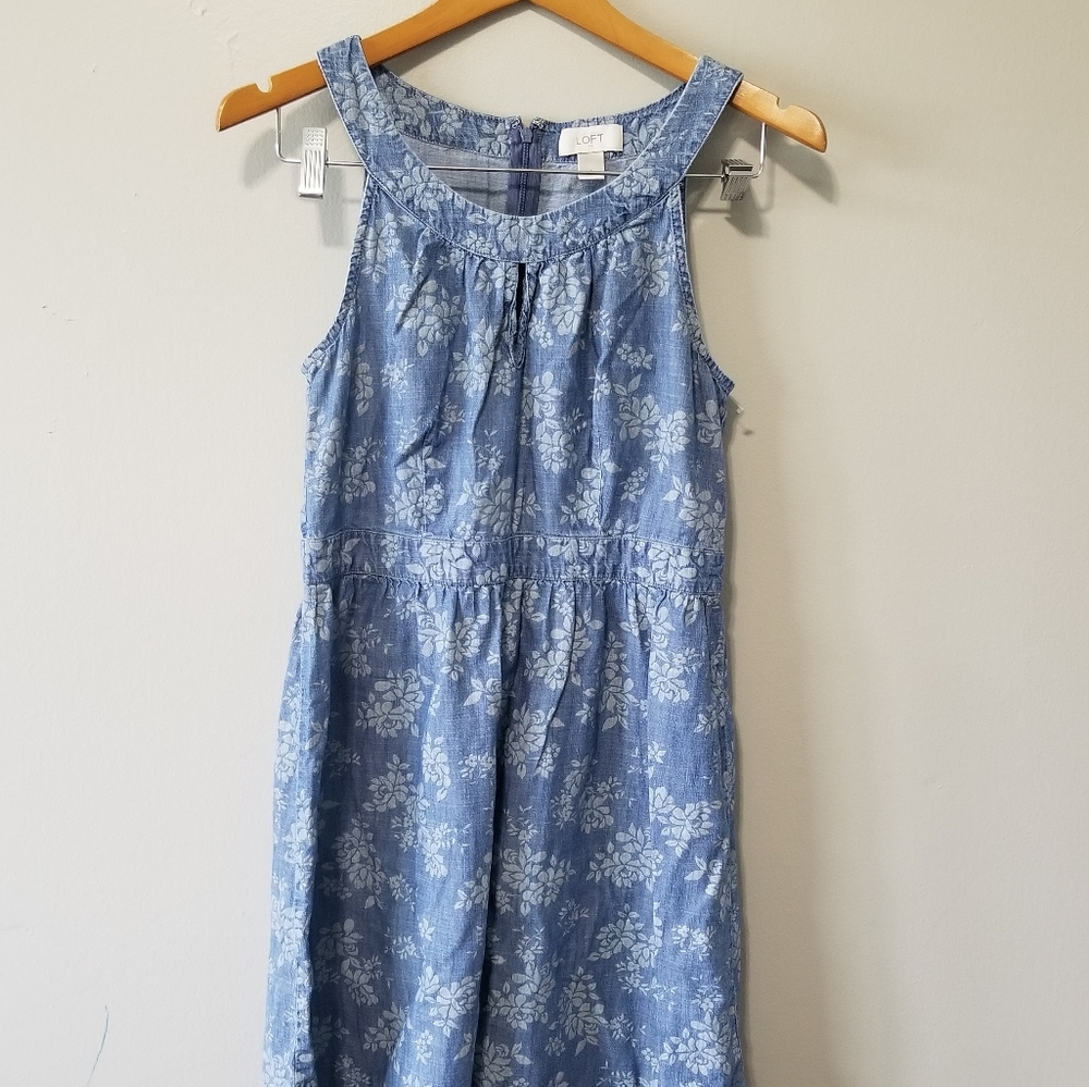 LOFT Dress Medium Womens Floral Lightweight Casual Dress M